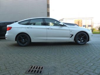 Winterset BMW 3 GT Borbet XR zwart 17 inch