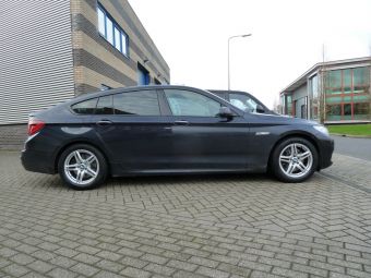 BMW 5 GT met Borbet XR zilver 18 inch winterset