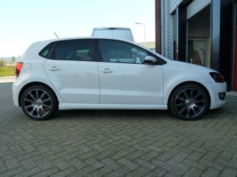 Borbet CW1 zwart gepolijst 17 inch VW Polo