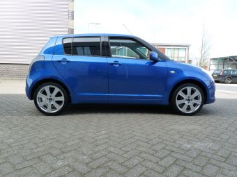 Borbet CA 17 inch velgen onder een Suzuki Swift