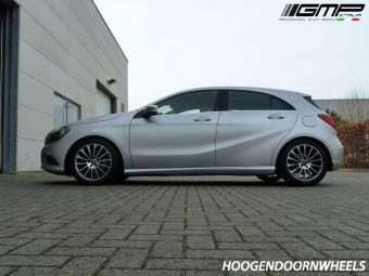 GMP DEDICATED MERCEDES A KLASSE TYPE STELLAR 17 INCH ANTRACIET GEPOLIJST