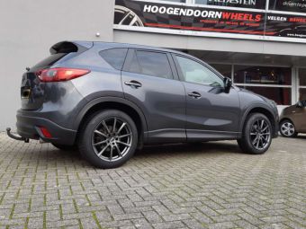 ADVANTI CENTURIO IN 19 INCH MATT GUN METAL GEMONTEERD ONDER EEM MAZDA CX5 