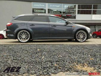 AEZ VELGEN CHREST HYPER SILVER IN 20 INCH GEMONTEERD ONDER EEN FORD MONDEO 