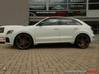 ART FORM AF601 BRONZ IN 20 INCH GEMONTEERD ONDER EEN AUDI Q3