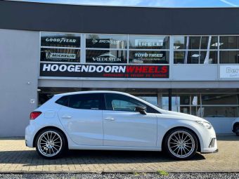 AUTEC LAMERA HYPER SILVER IN 18 INCH GEMONTEERD ONDER EEN SEAT IBIZA VI