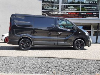 AUTEC VELGEN XENOS MATT BLACK IN 18 INCH GEMONTEERD ONDER EEN FIAT TALENTO 