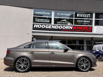 AVUS AF18 MATT ANTHRACITE POLISHED IN 19 INCH GEMONTEERD ONDER EEN AUDI A3