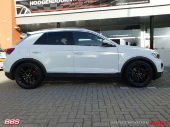 BBS VELGEN TYPE SX GEMONTEERD MET WINTERBANDEN IN 18 INCH ONDER DE NIEUWE VW T-TOC