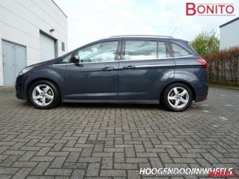 Bonito kiel in 16 inch zilver onder een Ford C 