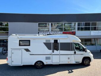 BORBET CWG BLACK POLISHED IN 16 INCH GEMONTEERD ONDER EEN FIAT DUCATO