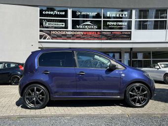 BORBET LV4 MISTRAL ANTHRACITE MATT IN 17 INCH GEMONTEERD ONDER EEN VOLKSWAGEN UP