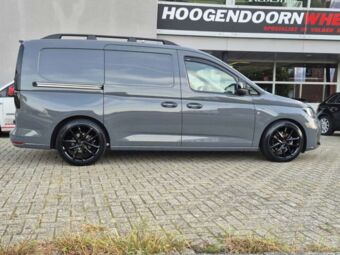 BORBET N IN 18 INCH BLACK GEMONTEERD ONDER EEN VOLKSWAGEN CADDY