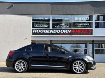 BORBET N SILVER IN 19 INCH GEMONTEERD ONDER EEN SUZUKI KIZASHI