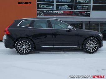 BORBET VELGEN BLX IN 19 INCH GEMONTEERD MET WINTERBANDEN ONDER EEN VOLVO XC 60 