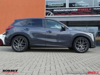 BORBET BY TITAN POLISHED 20 INCH GEMONTEERD ONDER EEN MAZDA CX 5 