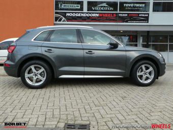 BORBET VELGEN F ZILVER IN 18 INCH MET WINTERBANDEN GEMONTEERD ONDER EEN AUDI Q5