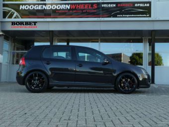 BORBET Y VELGEN ZWART 18 INCH GEMONTEERD ONDER EEN VOLKSWAGEN GOLF 5 GTI 