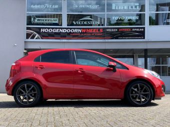 BORBET VELGEN LV4 ANTRACITE MATT IN 17 INCH GEMONTEERD ONDER EEN KIA RIO III