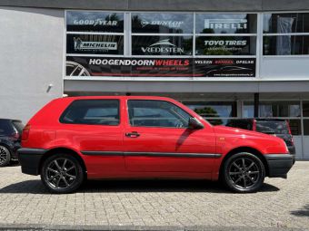 BORBET VELGEN LV4 IN 15 INCH MISTRAL ANTHRACITE MATT GEMONTEERD ONDER EEN VOLKSWAGEN GOLF III