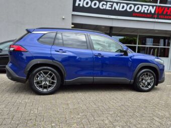 BORBET Y MATT TITAN IN 17 INCH GEMONTEERD ONDER EEN TOYOTA COROLLA CROS