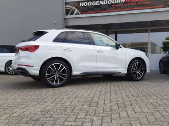 BORBET VELGEN W 19 INCH IN BLACK POLISHED GEMONTEERD ONDER EEN AUDI Q3