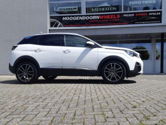 BORBET VELGEN W ZWART GEPOLIJST IN 19 INCH GEMONTEERD ONDER EEN PEUGEOT 3008