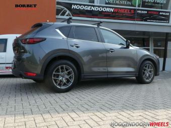 BORBET Y VELGEN ANTARCIET 17 INCH VELGEN GEMONTEERD ONDER EEN MAZDA CX 5 