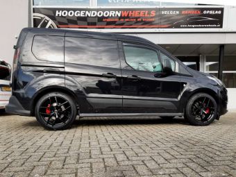 BORBET Y VELGEN BLACK IN 18 INCH GEMONTEERD ONDER EEN FORD TRANSIT CONNECT 