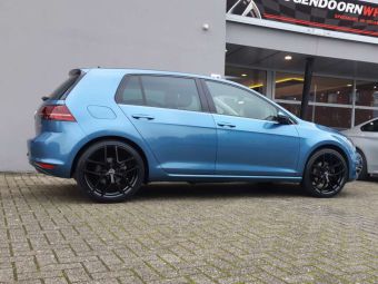 BORBET VELGEN Y ZWART IN 19 INCH GEMONTEERD ONDER EEN VW GOLF VII