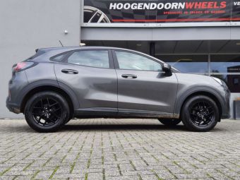 BORBET Y VELGEN IN BLACK EN 16 INCH GEMONTEERD ONDER EEN FORD PUMA