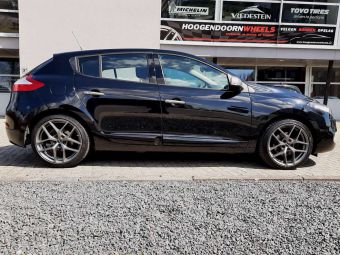 BORBET Y VELGEN MATT TITAN IN 18 INCH GEMONTEERD ONDER EEN RENAULT MEGANE