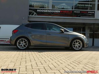 BORBET VELGEN Y ZILVER IN 17 INCH GEMONTEERD ONDER EEN SEAT IBIZA