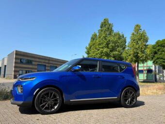 BORBET W MISTRAL ANTHRACITE IN 18 INCH GEMONTEERD ONDER EEN KIA SOUL