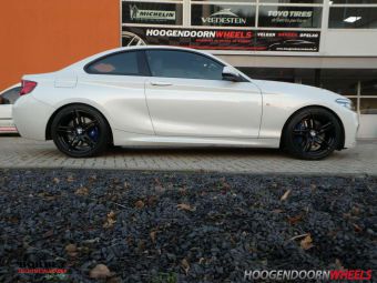 BORBET VELGEN XRT IN 18 INCH GEMONTEERD ONDER EEN BMW 2 SERIE MET WINTERBANDEN EN TPMS SENSOREN 