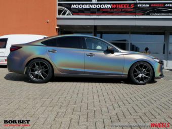 BORBET Y 2 TITAN 20 INCH VELGEN GEMONTEERD ONDER EEN MAZDA 6