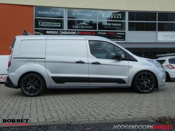 BORBET Y VELGEN TITAN IN 19 INCH GEMONTEERD ONDER EEN FORD TRANSIT CONNECT