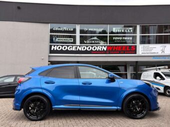 BORBET Y VELGEN BLACK IN 19 INCH GEMONTEERD ONDER EEN FORD PUMA
