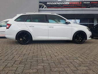 BORBET Y VELGEN BLACK IN 18 INCH GEMONTEERD ONDER EEN SKODA FABIA COMBI