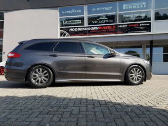 CMS VELGEN C22 IN TITAN IN 16 INCH GEMONTEERD ONDER EEN FORD MONDEO 