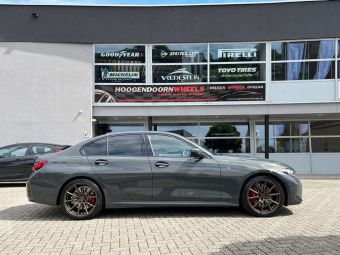 CONCAVER WHEELS CVR4 MET CUSTOM FINISH MATT BRONS IN 19 INCH GEMONTEERD ONDER EEN BMW 3 SERIE