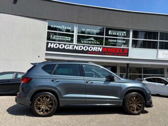 CONCAVER WHEELS CVR1 BRUSHED BRONZE IN 19 INCH GEMONTEERD ONDER EEN CUPRA ATECA