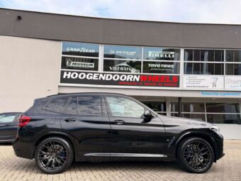 CONCAVER WHEELS CVR1 CARBON GRAPHITE IN 21 INCH GEMONTEERD ONDER EEN BMW X4