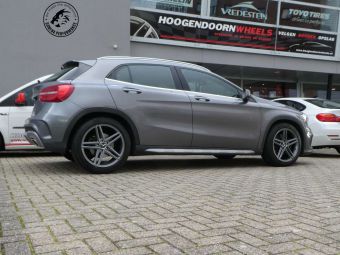 DAMINA WHEELS 18 INCH GEMONTEERD ONDER EEN MERCEDES GLA 