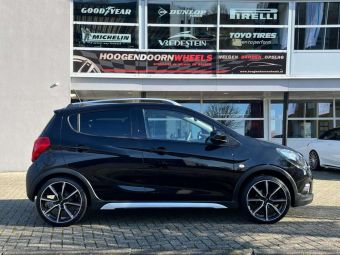 DEZENT TN BLACK POLISHED IN 17 INCH GEMONTEERD ONDER EEN OPEL KARL