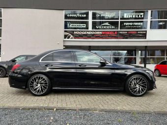 GMP WHEELS BLACK POLISHED IN 19 INCH GEMONTEERD ONDER EEN MERCEDES C KLASSE