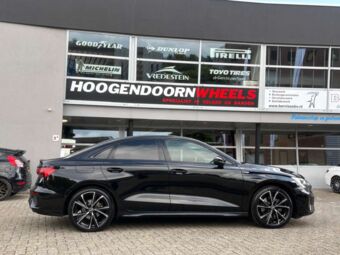 GMP WHEELS EVENTO MATT ANTHRACITE POLISHED IN 18 INCH GEMONTEERD ONDER EEN AUDI A3