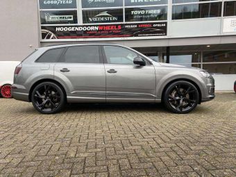 GMP WHEELS ITALY ANGEL IN BLACK EN 22 INCH GEMONTEERD ONDER EEN AUDI Q7 