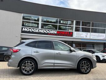 GMP WHEELS MATISSE MATT ANTHRACITE POLISHED IN 19 INCH GEMONTEERD ONDER EEN FORD KUGA
