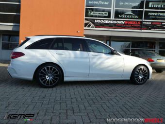 GMP WHEELS DEDICATED MERCEDES C KLASSE STELLAR IN ZWART GEPOLIJST MET WINTERBANDEN EN TPMS SENSOREN 