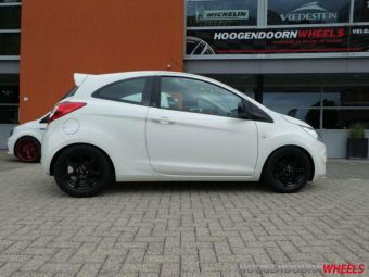 INTER ACTION 2 SIRUIS BLACK 14 INCH GEMONTEERD ONDER EEN FORD KA